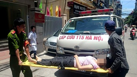 Một ngày, hai người lên cầu Chương Dương tự tử - 2 Người phụ nữ nhảy cầu may mắn được cứu sống.