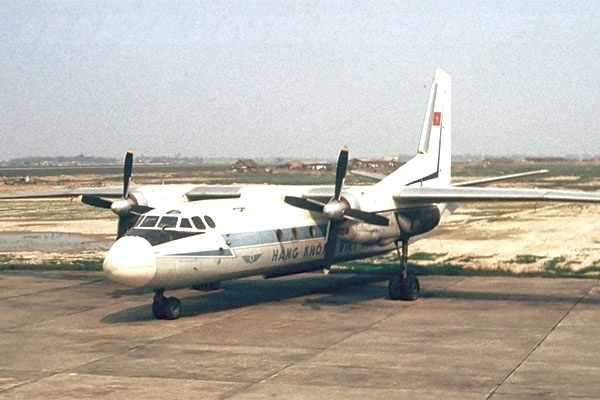 Một mình bắn chết 4 tên không tặc máy bay Vietnam Airlines - 2 Máy bay AN24 có lịch trình bay từ Gia Lâm - Đà Nẵng - Tân Sơn Nhất
