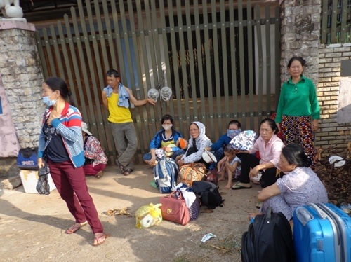 Hành khách hoảng loạn sau vụ tai nạn