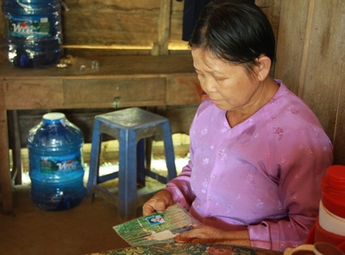 Bà Chuẩn ngóng chờ từng ngày cháu gái trở về