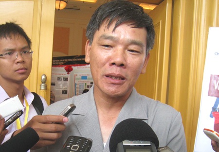 Không khó phát hiện quan chức có tiền gửi ở nước ngoài - 1