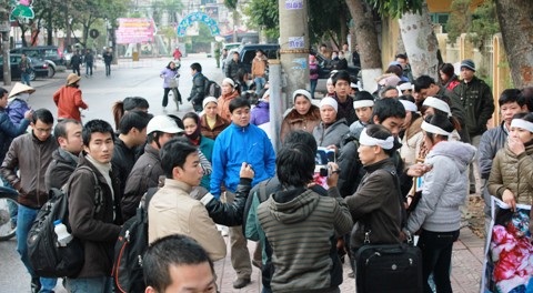 Sát thủ máu lạnh bật khóc nghe mô tả thương tích nạn nhân  - 6