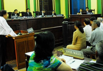 Phòng và chống tham nhũng, có cần thiết giữ ban chỉ đạo? - 1 Phòng và chống tham nhũng, có cần thiết giữ ban chỉ đạo?