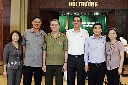 Đề cử 4 ứng viên Phó Thủ tướng, 18 ứng viên Bộ trưởng - 3 Đề cử 4 ứng viên Phó Thủ tướng, 18 ứng viên Bộ trưởng - 3