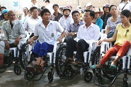 Thủ tướng “chỉnh” quy định hoạt động của các tổ chức phi chính phủ - 1 Thủ tướng “chỉnh” quy định hoạt động của các tổ chức phi chính phủ