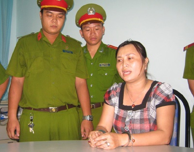 Bà Chiên chống lệnh bắt của cơ quan chức năng chiều 16/8.