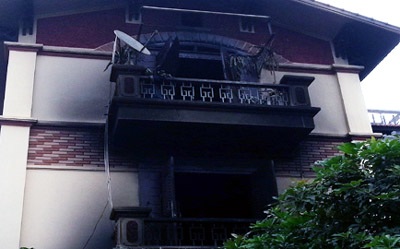Hà Nội: Biệt thự cháy dữ dội trong đêm - 1 Hiện trường vụ cháy