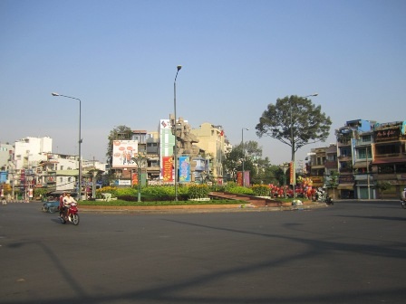 Ngã bảy Lý Thái Tổ không còn cảnh kẹt xe vào giờ cao điểm như mọi khi