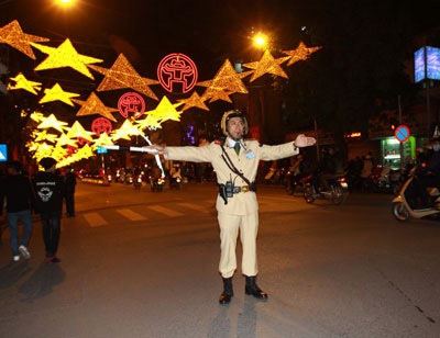 Giao thông “suôn sẻ” qua đêm Giao thừa và mùng một Tết