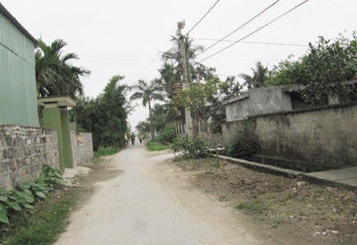 Nạn nhân thứ 3 trong vụ đổ xăng đốt cả nhà đã tử vong - 1 Đường làng Xích Thố vắng tanh giữa ngày hội vì vụ án rúng động, tang thương.