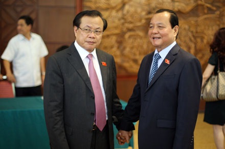 Hà Nội đặt mua trực thăng chữa cháy nhà cao tầng - 2 Hà Nội đặt mua trực thăng chữa cháy nhà cao tầng