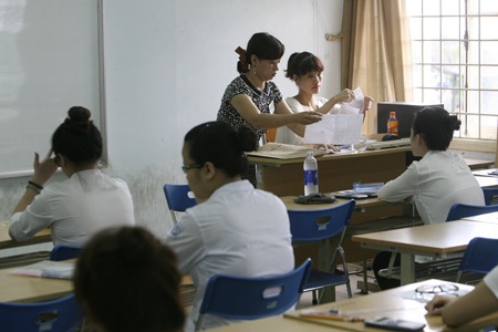 Riêng ở Hà Nội, trường Đại học Hà Nội có 33 phòng thi.