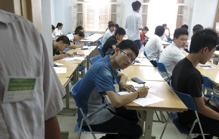 Trường Đại học Hà Nội có 750 thí sinh tham gia thi đợt 1 trong tổng số 1450 hồ sơ trên cả nước.