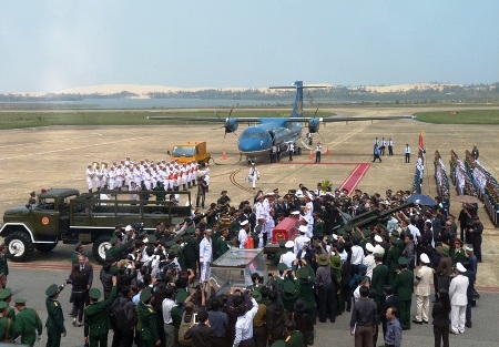 ...để người an nghỉ thật nhẹ lòng.