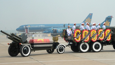 Toàn cảnh Quốc tang Đại tướng Võ Nguyên Giáp - 15 Phút cuối cùng của Đại tướng ở thủ đô (ảnh: NT).