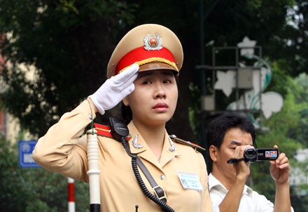 Những hình ảnh đầy xúc động ngày đại tang - 10 Để lời từ biệt thật chân thành, giản dị....