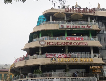 Hà Nội: Giảm giá, vé xem pháo hoa đêm giao thừa vẫn ế - 2 Hà Nội: Giảm giá, vé xem pháo hoa đêm giao thừa vẫn ế