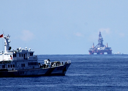 Hành trình áp sát “bạch tuộc” Hải Dương 981