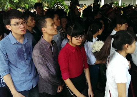 Lễ viếng, truy điệu 18 chiến sĩ hi sinh trong vụ máy bay rơi - 5 Lễ viếng 18 chiến sỹ hi sinh trong vụ máy bay rơi