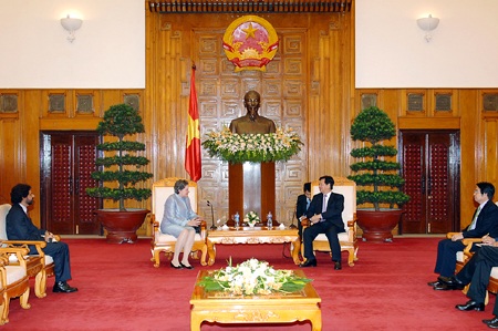 Thủ tướng chủ trì tiệc chiêu đãi quốc tế mừng Quốc khánh - 2 Thủ tướng Nguyễn Tấn Dũng phát biểu tại tiệc chiêu đãi quốc tế.