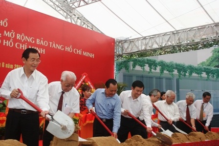 “Mãi mãi xứng đáng là thành phố mang tên Bác” - 5 “Mãi mãi xứng đáng là thành phố mang tên Bác” - 5