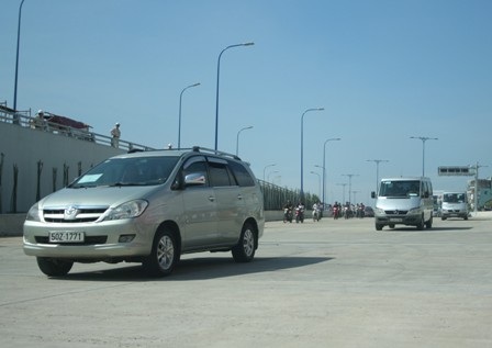 Diễn tập với tình huống cháy xe tải giữa hầm Thủ Thiêm - 3