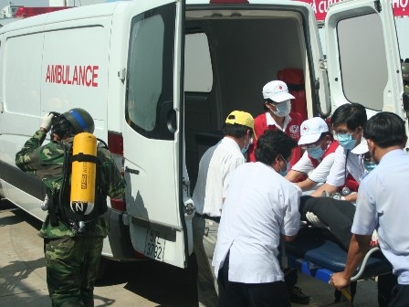 Diễn tập với tình huống cháy xe tải giữa hầm Thủ Thiêm - 19