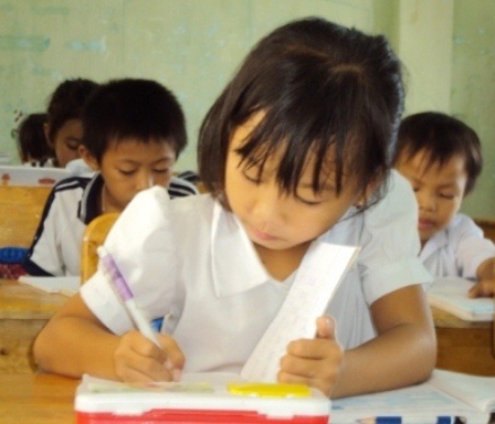 “Một triệu cuốn vở…” đến với học sinh nghèo xã đảo Thạnh An - 4