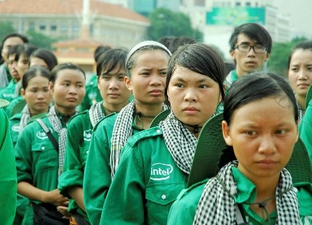 400 người đi bộ từ Làng Sen về đến Nhà Rồng - 9