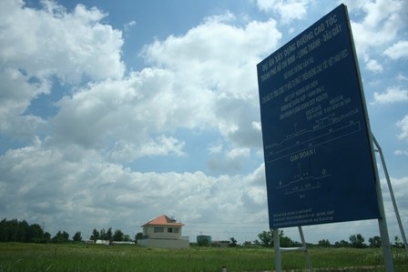 "Thổi" giá đất nền vô tội vạ - 3