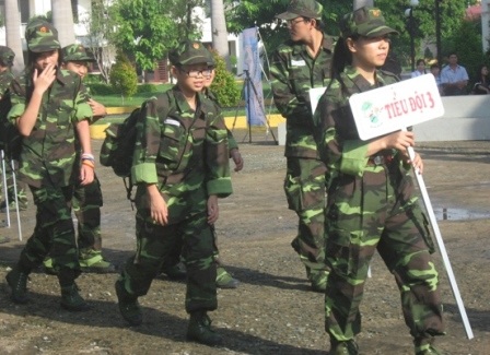 “Chiến sĩ nhí” nhộn nhịp hành quân - 2