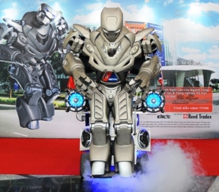 Thực hư chuyện “thật, giả” của robot Titan - 2