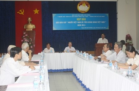 Phát động giải báo chí "Người Việt Nam dùng hàng Việt Nam" - 1