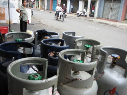 Giá gas tăng trở lại - 1