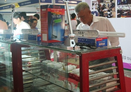 Sẽ ngừng sản xuất sản phẩm điện không đạt chuẩn - 1