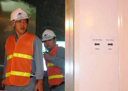 Khám phá hầm dìm chạy dưới đáy sông Sài Gòn - 14