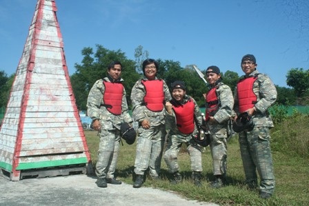 Cuối tuần rủ nhau đi đánh trận giả - 1