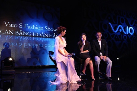 VAIO S Fashion Show: Phong cách doanh nhân lên ngôi