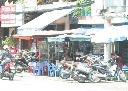 TPHCM
quyết tâm trả lại sự thông thoáng cho vỉa hè, lòng đườn