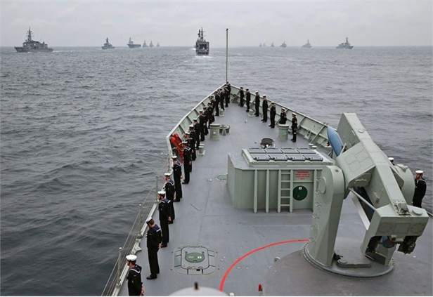 Tàu hải quân Úc sắp đến thăm TPHCM - 1 Tàu HMAS Sydney