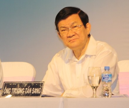 Chủ
tịch nước khẳng định Đảng và Nhà nước đang dồn sức mạnh mẽ nhất để chống tham
nhũng