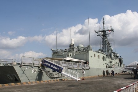 Tàu HMAS Sydney tại cảng Sài Gòn