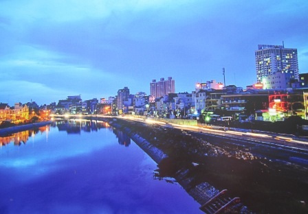 Bờ
kênh ngày nay đã khác trước