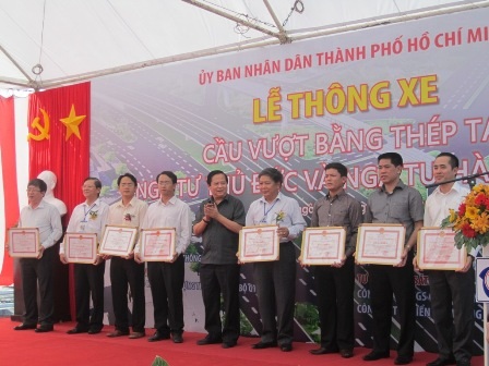 Thứ trưởng Nguyễn Văn Công đánh giá cao kết quả đạt được của chủ đầu tư và đơn vị thi công