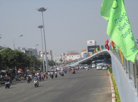 Và cầu vượt Hàng Xanh cũng được đưa vào sử dụng từ ngày 27/1