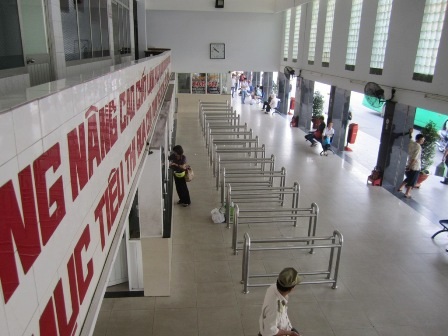 Khung cảnh vắng vẻ lạ thườn