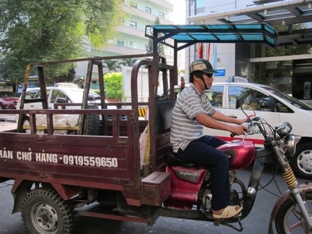 Được tin khách gọi, xe lập tức xuất phát dù biết tuyến đường mình đang chạy đã bị cấm