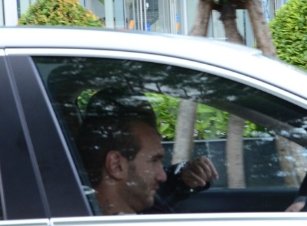 Đoàn xe rời Hội trường Thống Nhất