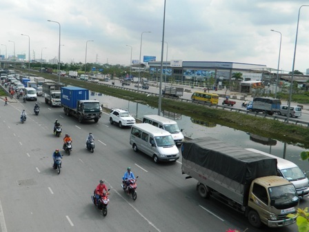 Tuy nhiên, đường phố vẫn thông thoáng, không xảy ra ùn tắc