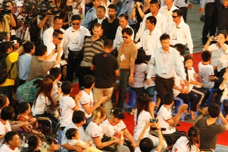 Bởi thế, để có tấm hình đẹp của Nick thật khó khăn